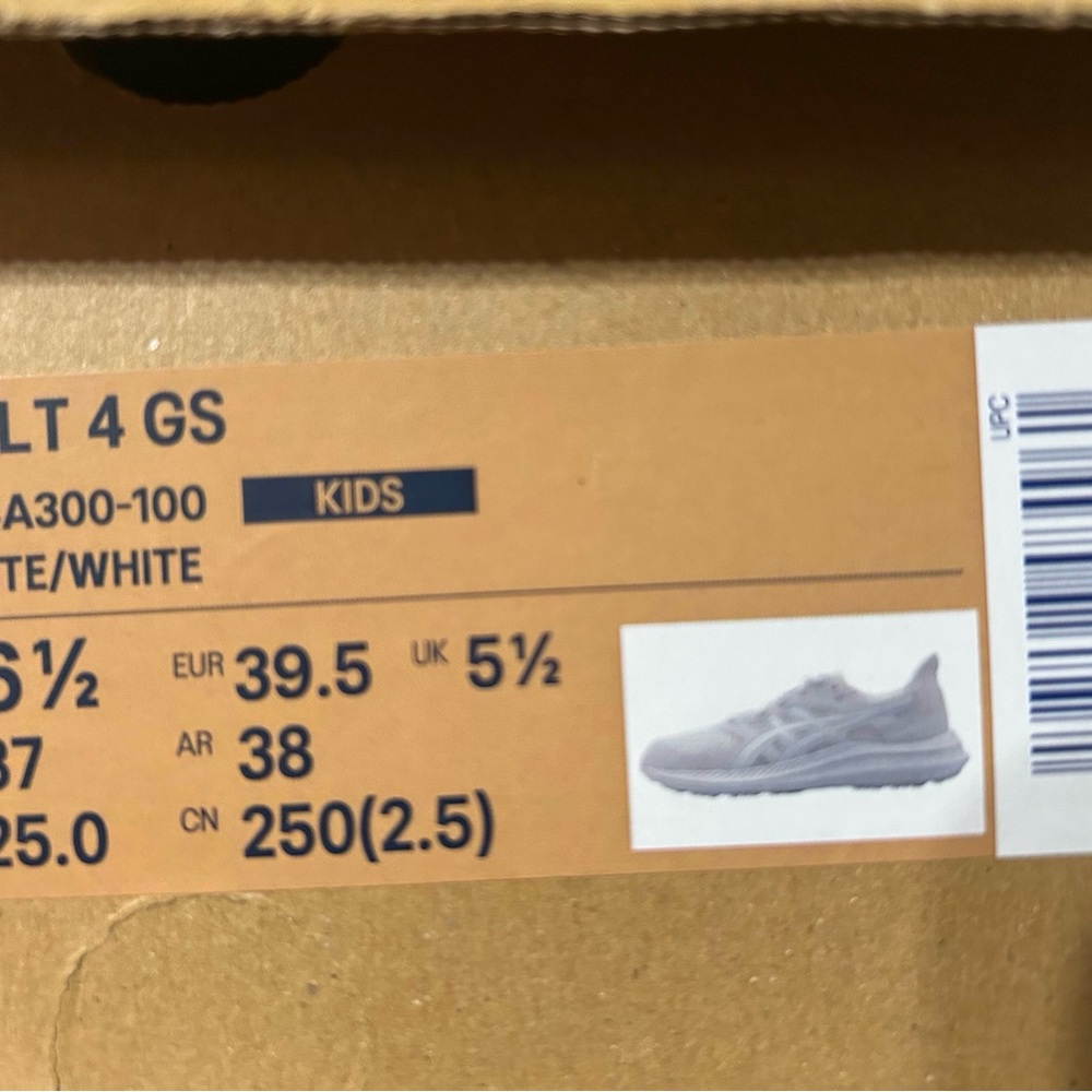 ASICS • Jolt 4 Kids Running Sneakers • White • Size 6.5 - Picture 6 of 7